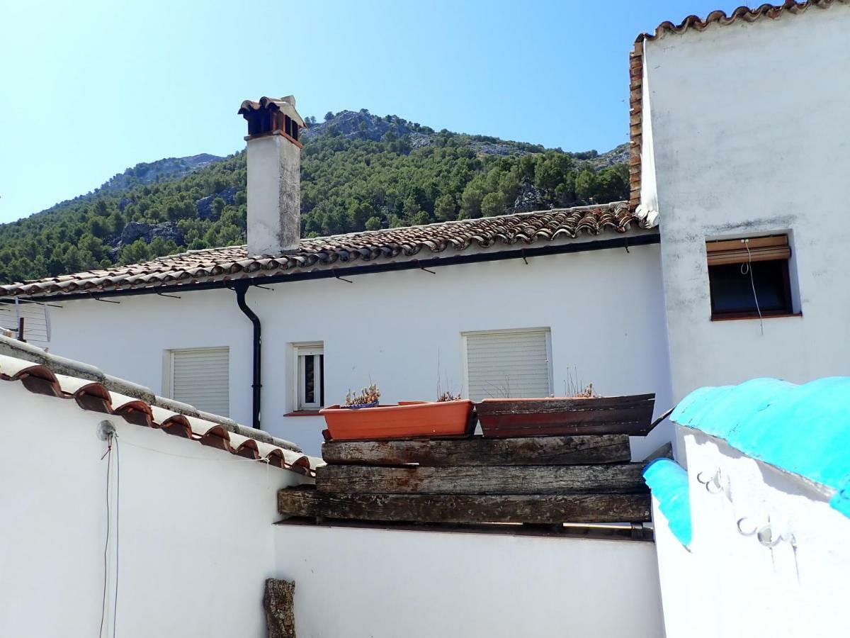 Alojamiento Rural Calle Del Carmen Grazalema Exterior photo